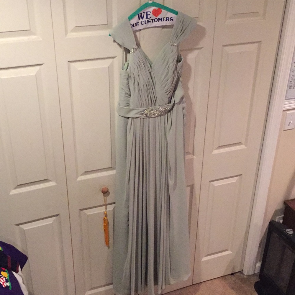 Sultry mermaid dress in dusty sage